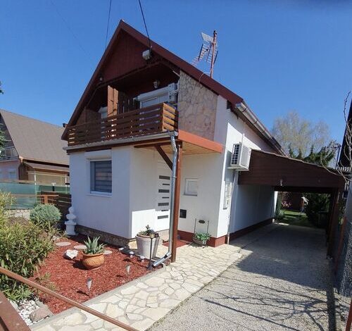 Leander Nyaraló Balatonfenyves 