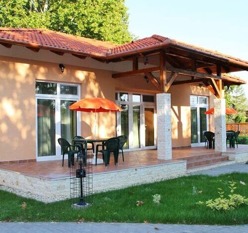 Lelle Corso Apartman Balatonlelle 