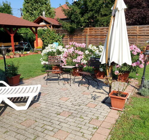 Lentus Apartmanház Balatongyörök 