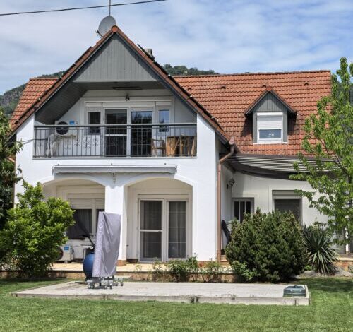 Lili Apartmanház Badacsonytomaj 