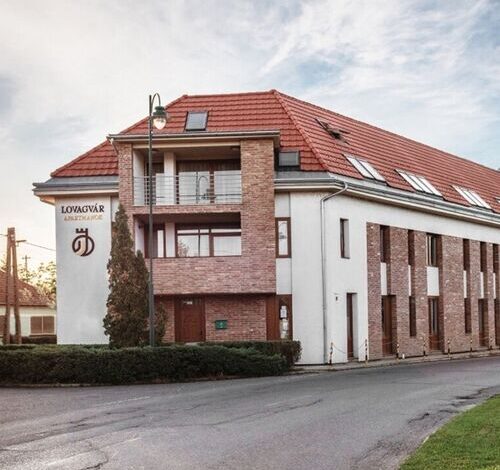 Lovagvár Apartmanok Gyula 