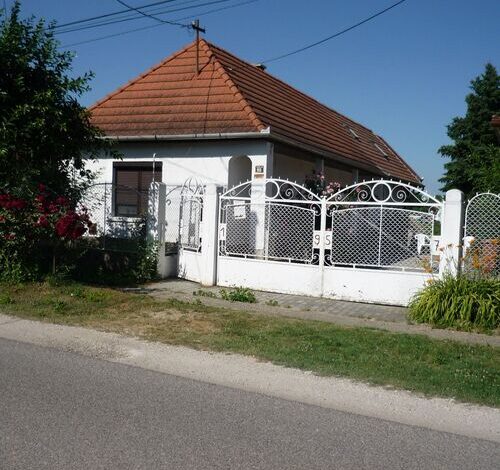 Magdika Vendégház Pázmánd 