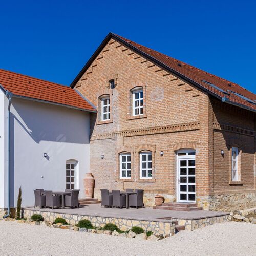 Magtár Villa Bóly