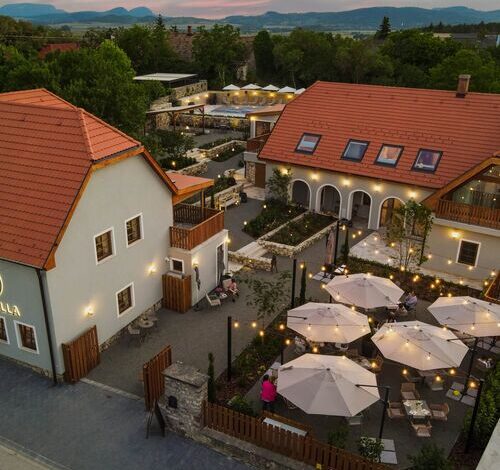 Mandilla**** Köveskál 