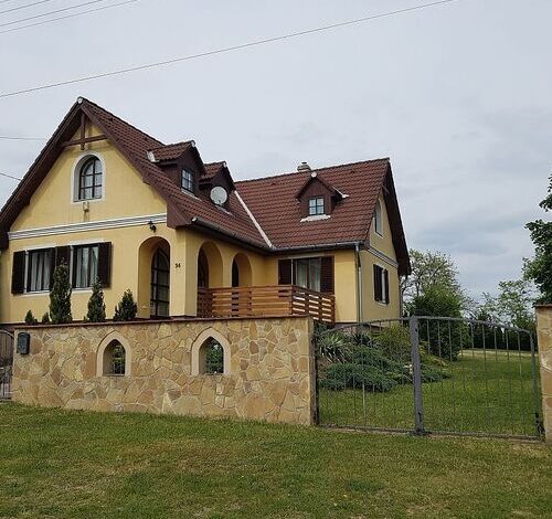 Márkói Vendégház  Márkó 