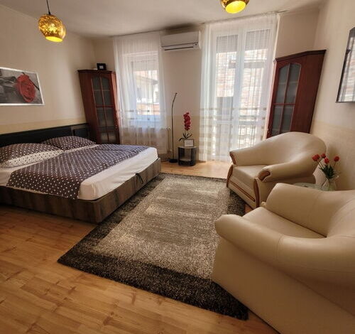 Melcsi Apartman Deluxe Gyula 