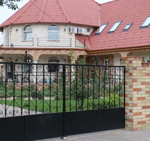 Menyecskeház Tiszakanyár 