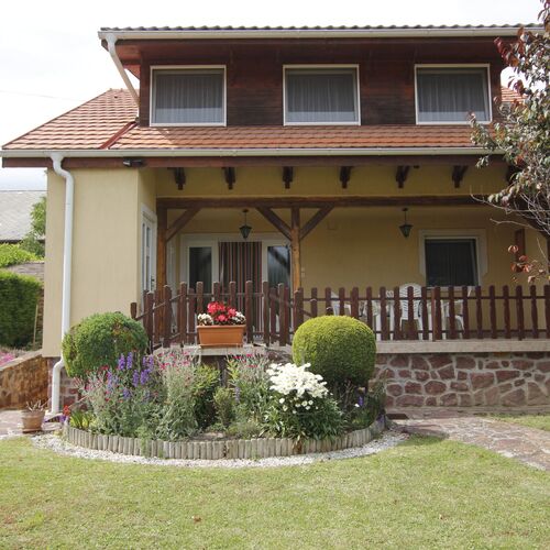 Modern Tetőtéri Apartman Balatonszepezd