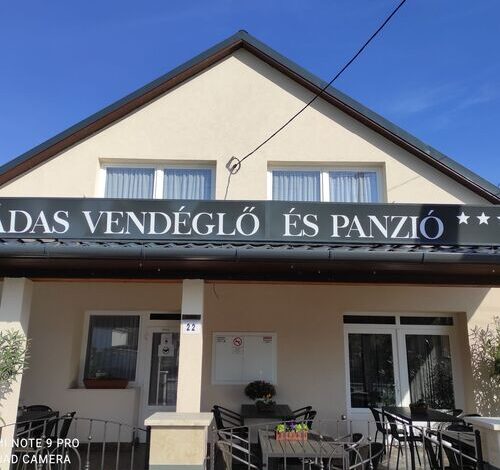Nádas Vendéglő és Panzió*** Cserkeszőlő 