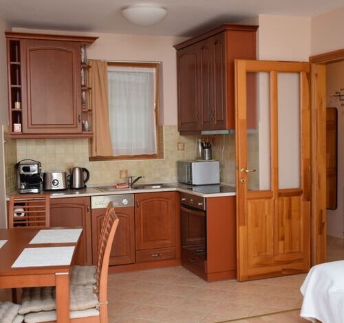 Napfényes Apartman Balatonlelle 