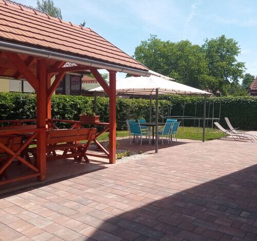 Napsugár Apartmanház Balatonlelle 