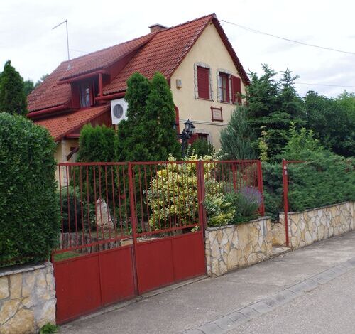 Nóra Vendégház Abádszalók 