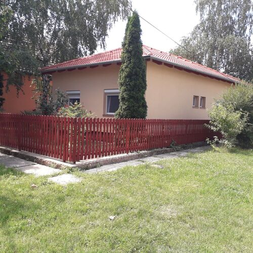 Nyugi-Lak Vendégház Tiszakécske