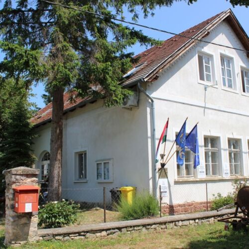 Önkormányzat Vendégház Balatonhenye