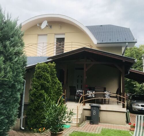 Orsolya Apartman Balatonszárszó 