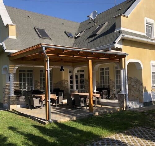 Pacsirta Apartman Lenti 