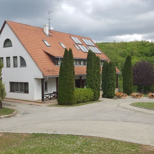Park Szálló Alsópere – Olaszfalu