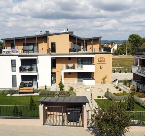 Paskom Apartmanház Nyergesújfalu 