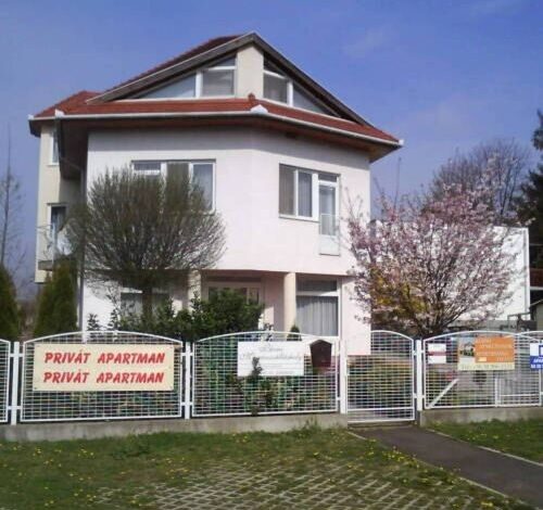 Pávai-Silye Apartman Hajdúszoboszló 