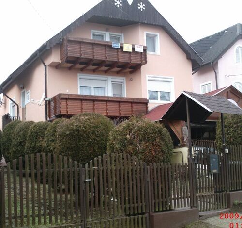 Petra Apartman Alsópáhok 