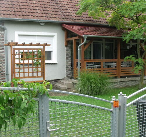 Petragabi Nyaraló Balatonfenyves 