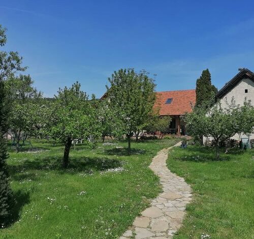 Pista Papa Tanyája Balatongyörök 