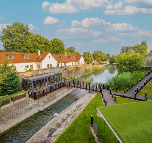 Platán Udvarház Tata 