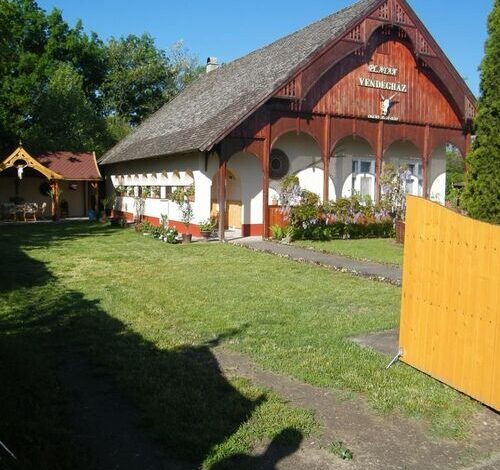 Platán Vendégház Ópusztaszer 