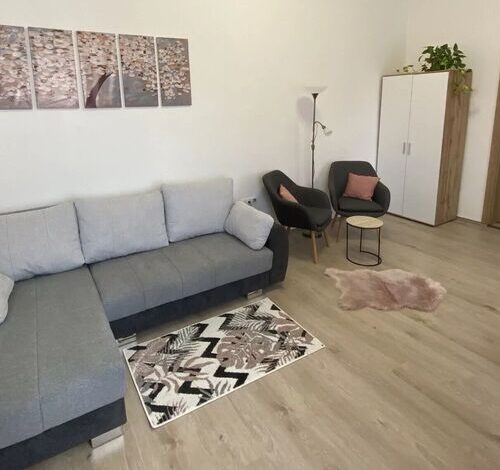 Rád-Vár Apartmanház Eger 