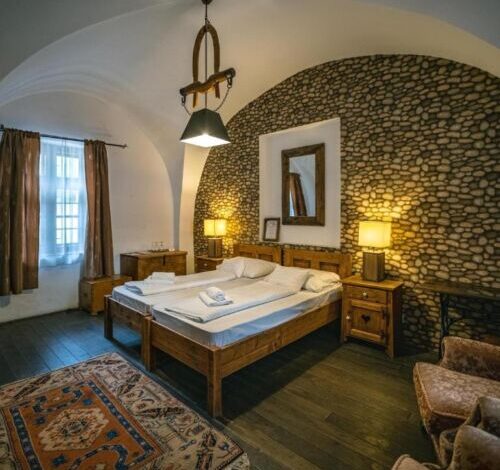 Régi Posta Hotel és Étterem Debrecen 