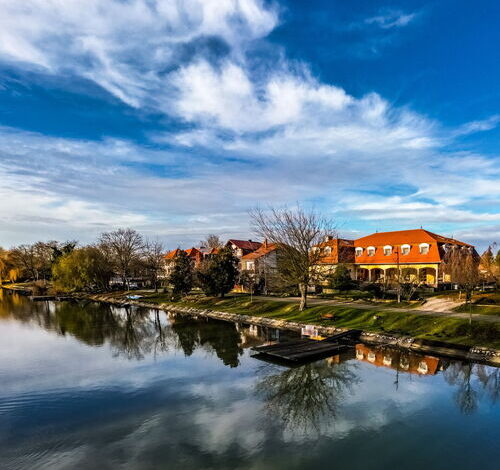 Regia Panzió és Étterem Halászi 