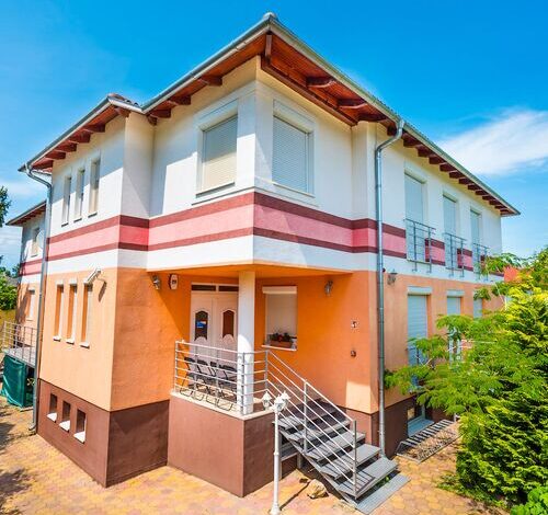 Riviéra Apartmanház Siófok 