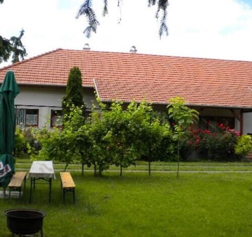 Rózsakert Apartman Poroszló 