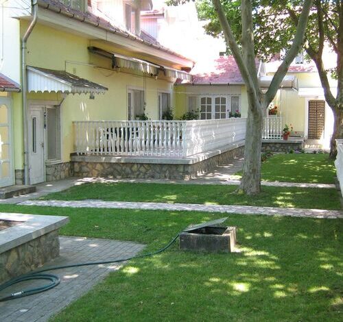 Rózsakert Panzió Balatonföldvár 
