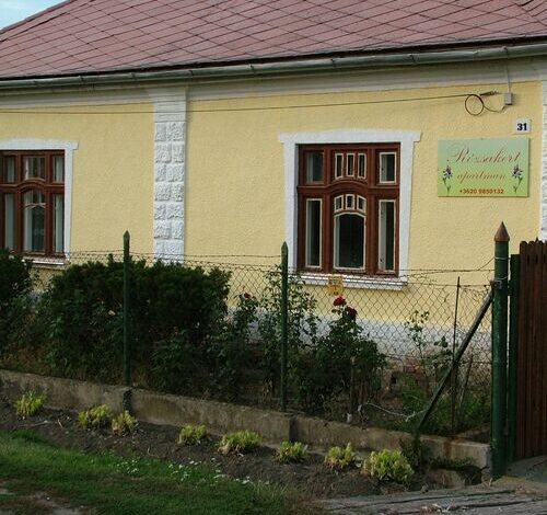 Rózsakert Vendégház Bodrogolaszi 