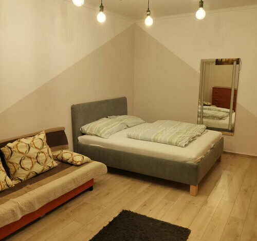 Sólyom Apartman Gyula 