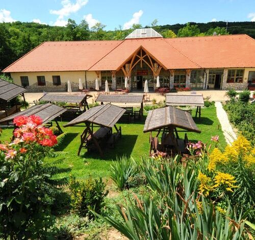 Somogy Kertje Üdülőfalu-és Étterem Bonnya 