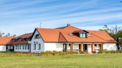 Sterbetz István Túzokvédelmi Látogatóközpont Dévaványa 