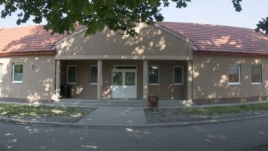 Sulyom Ifjúsági Szálló Géberjén 