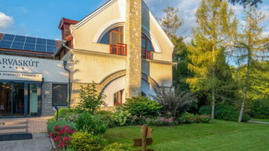 Szarvaskút Wellness Hotel és Kemencés Étterem Zirc 