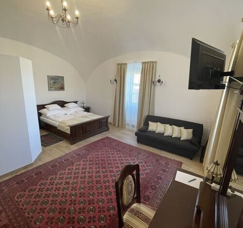 Széchenyi Kúria Monok 