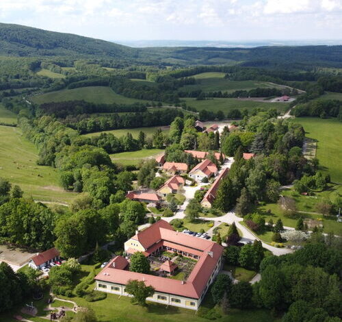 Szépalma Hotel & Ménesbirtok Porva 