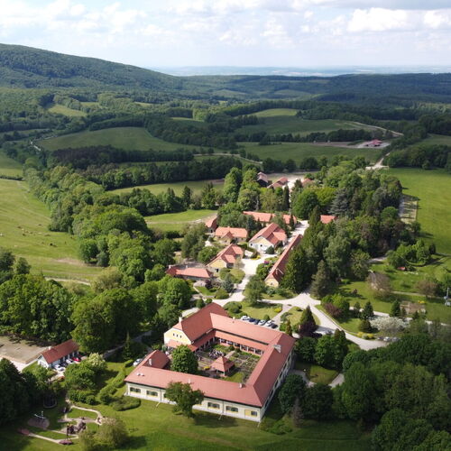 Szépalma Hotel Ménesbirtok Alapítvány Porva
