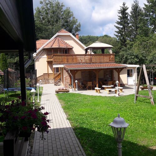 Szilvásvárad Camping & Apartman