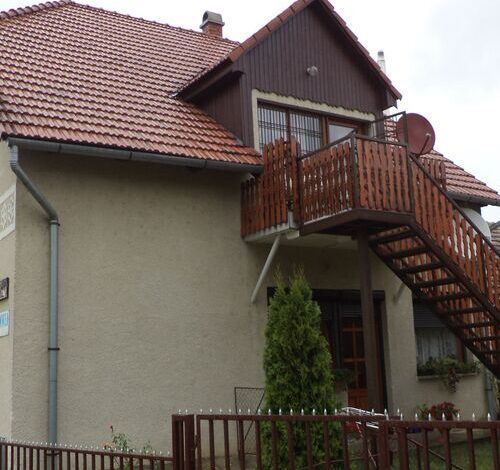 Sziszi Apartman Balatonszárszó 