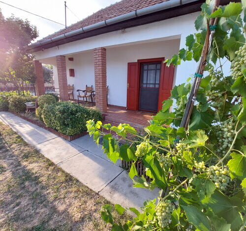 Tekerő Sellő Vendégház Tiszabábolna 