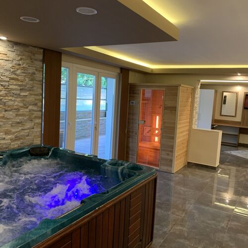 The Jakuzzi Room Apartman Miskolctapolca