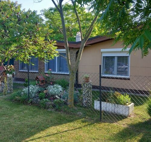 Tibor Vendégház Balatonfenyves 