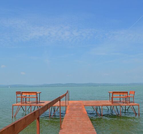 Tóparti Apartmanház Balatonszárszó 
