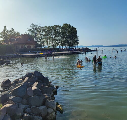 Tóparti Villa Balatonboglár 